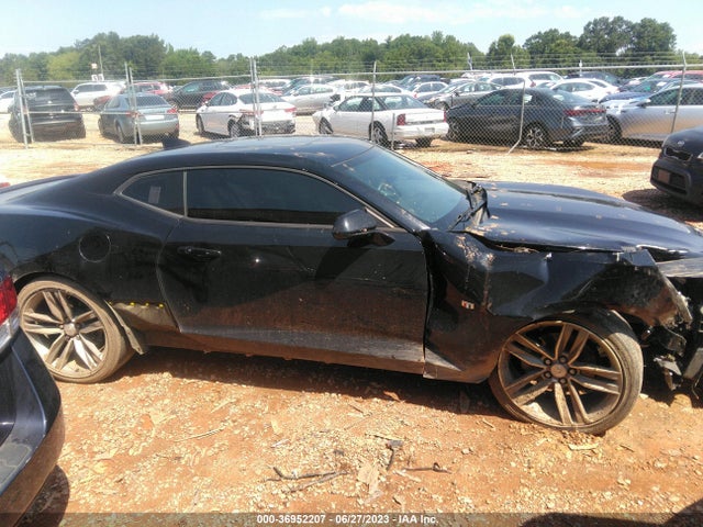 2017 CHEVROLET CAMARO 2LT VIN: 1G1FD1RS0H0105988