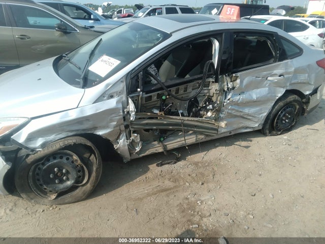 2012 FORD FOCUS SE VIN: 1FAHP3F2XCL214219