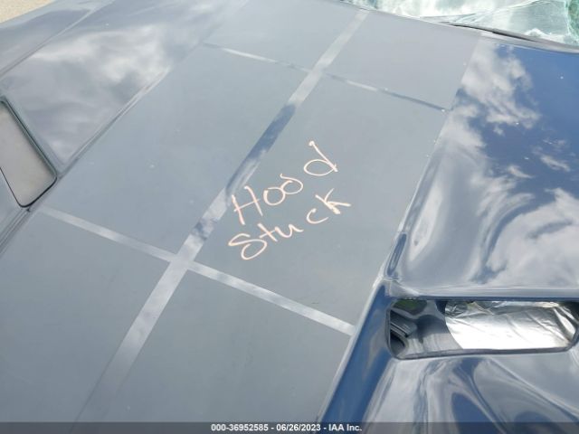 2C3CDZAGXJH332966 Dodge Challenger Sxt
