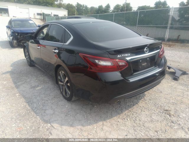 1N4AL3AP1HC124562 Nissan Altima 2.5 Sr