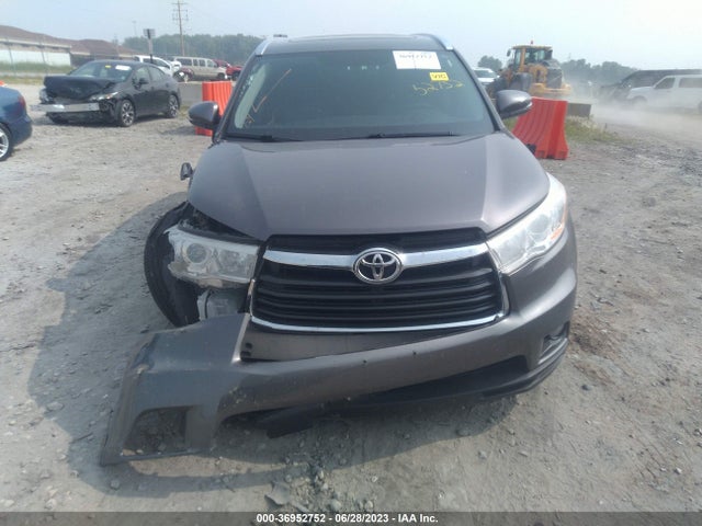 Toyota Highlander Xle 2014 5TDJKRFH3ES051061 Image 4