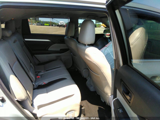 2017 TOYOTA HIGHLANDER LE VIN: 5TDZZRFHXHS215568
