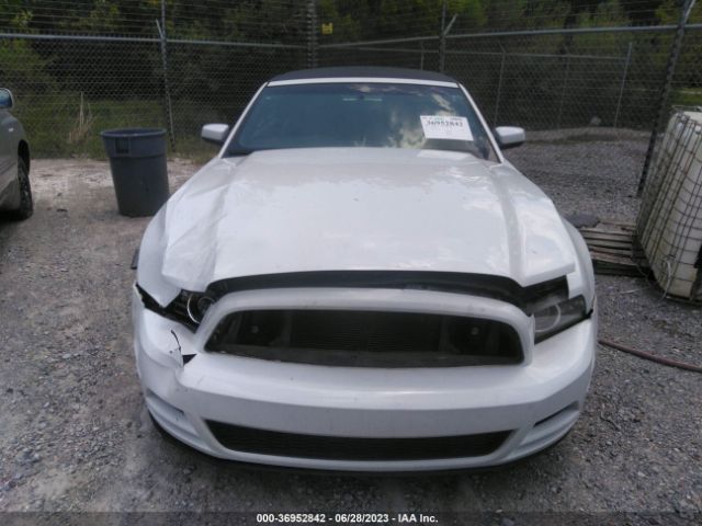 1ZVBP8EM2E5295155 Ford Mustang V6