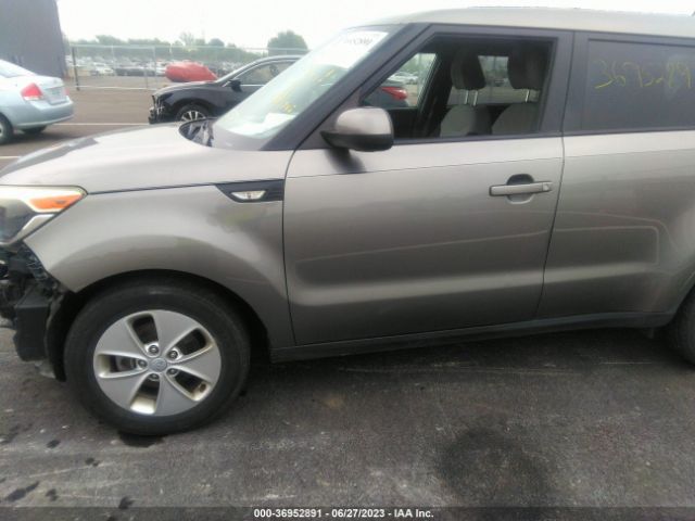 KNDJN2A22E7036756 KIA Soul Base