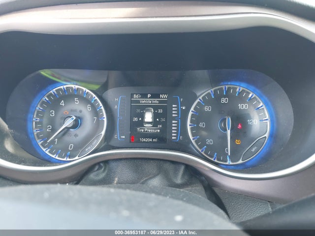 2C4RC1BG5JR290497 Chrysler Pacifica Touring L