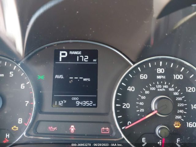 3KPFK4A7XJE185917 KIA FORTE LX