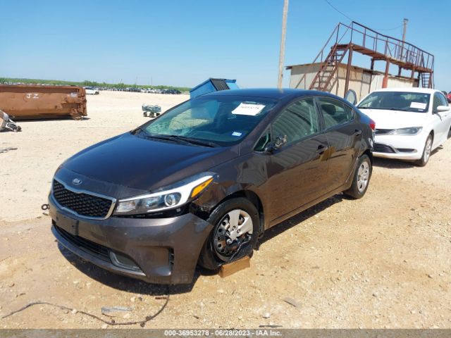 3KPFK4A7XJE185917 KIA FORTE LX