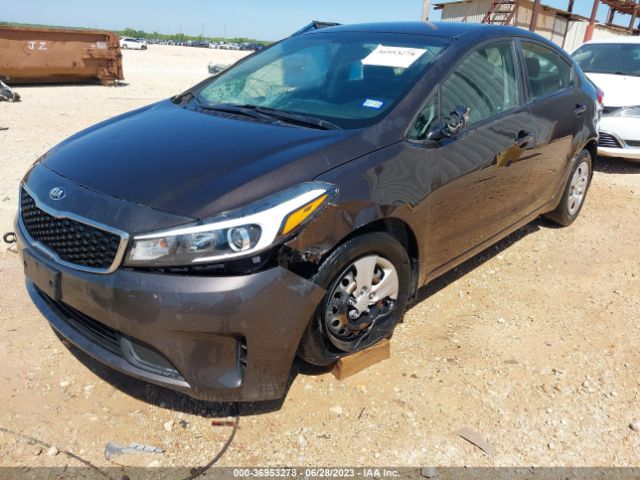 3KPFK4A7XJE185917 KIA FORTE LX