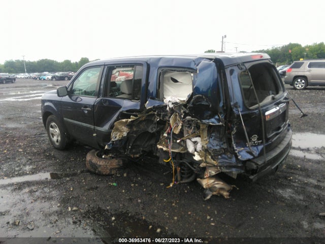 Honda PILOT LX 2015 5FNYF4H20FB072583 Image 3