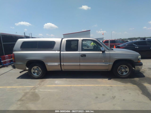 2000 CHEVROLET SILVERADO 1500 LS VIN: 2GCEC19V6Y1216100