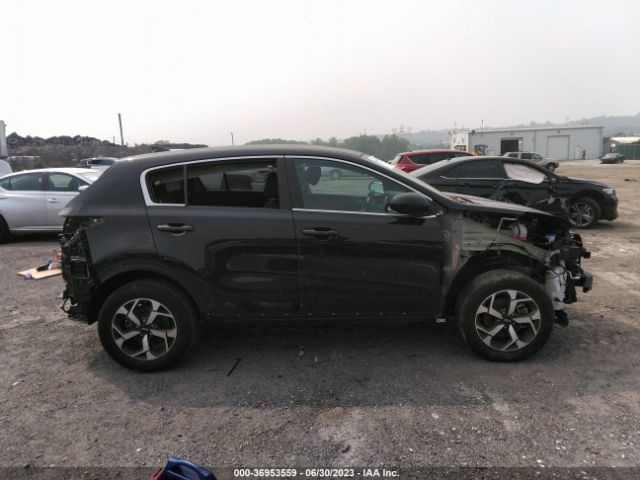 KNDPMCAC0N7008238 KIA Sportage Lx