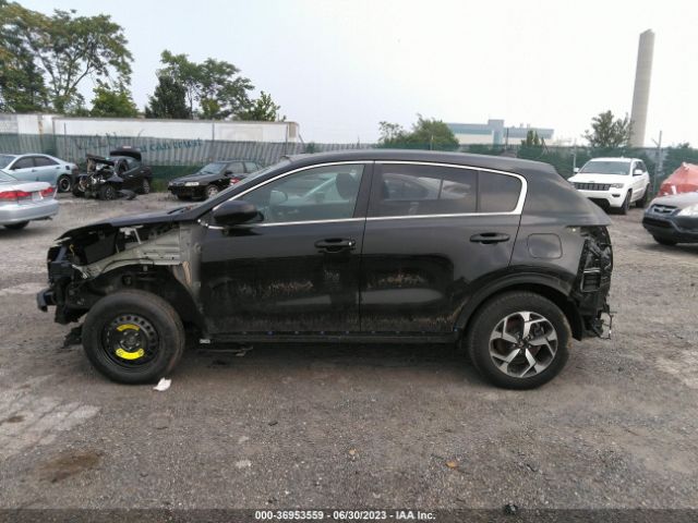 KNDPMCAC0N7008238 KIA Sportage Lx