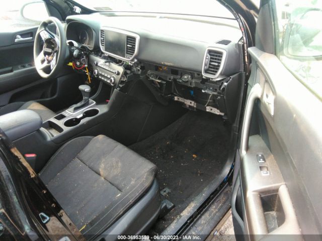 KNDPMCAC0N7008238 KIA Sportage Lx