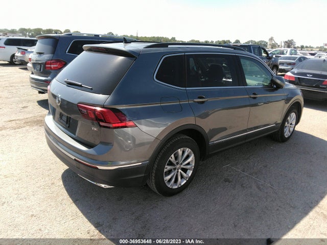 2018 VOLKSWAGEN TIGUAN SE VIN: 3VV3B7AX2JM162725