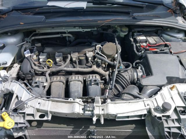 1FADP3K21FL242063 Ford FOCUS SE