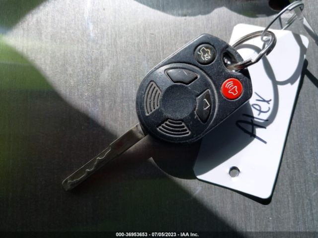 1FADP3K21FL242063 Ford FOCUS SE