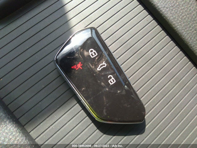 2022 Volkswagen ID.4, VIN: WVGJNPE26NP040070