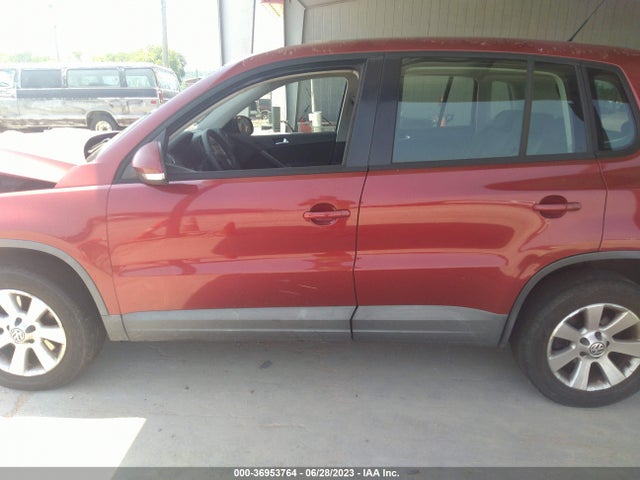 2009 VOLKSWAGEN TIGUAN S/SE/SEL/SE W/LEATHER VIN: WVGAV75N29W001529