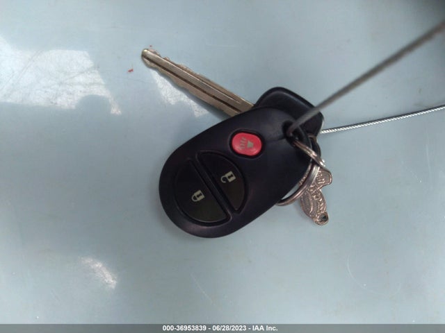 2005 TOYOTA TACOMA VIN: 5TEUX42N15Z015384