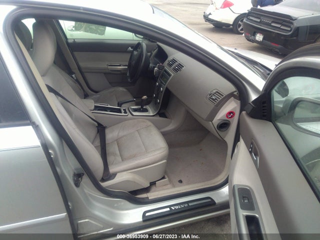 2008 VOLVO S40 2.4L VIN: YV1MS382182393570