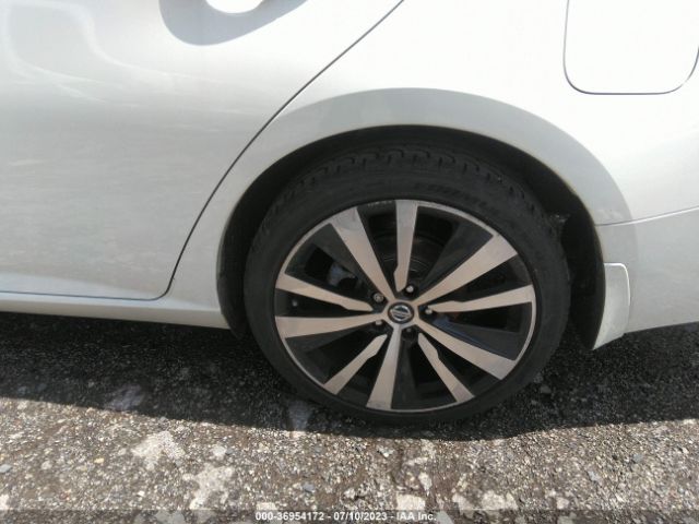 1N4BL4CW5KN300684 Nissan Altima 2.5 Sr