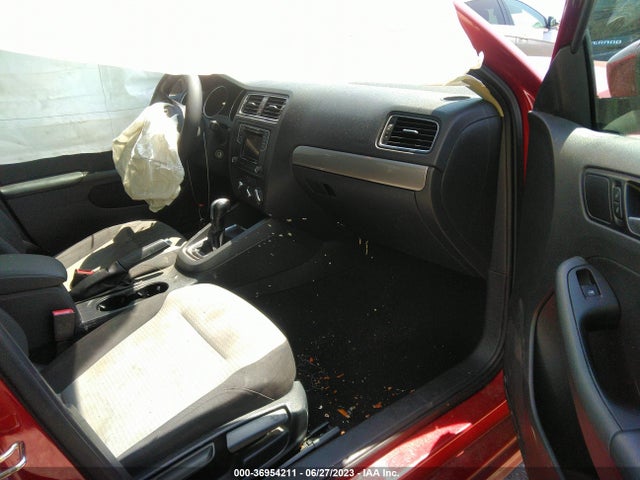 3VW2B7AJ8HM283062 Volkswagen Jetta 1.4t S