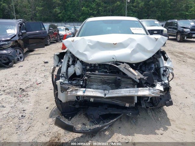 Honda CR-V LX 2018 2HKRW6H3XJH232276 Image 6