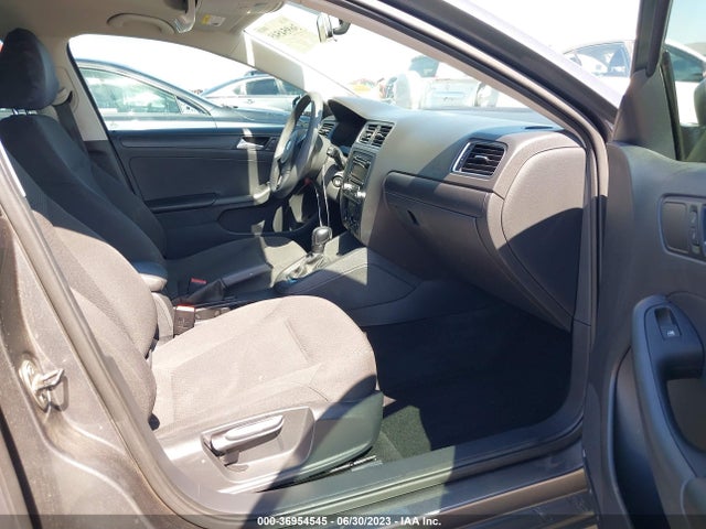 3VW2K7AJ1EM332078 Volkswagen Jetta Sedan S
