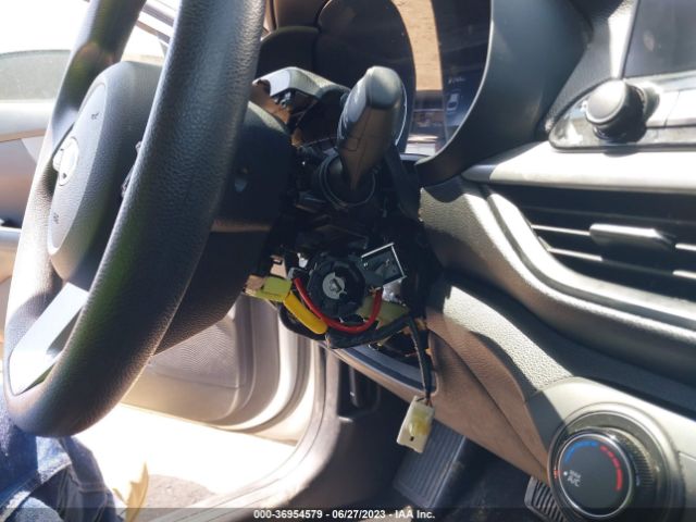 3KPF24AD4ME317113 KIA Forte Lxs