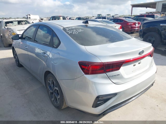 2021 KIA FORTE LXS VIN: 3KPF24AD8ME288408