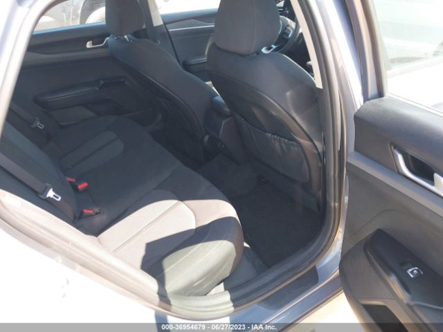 5XXG14J24NG131327 KIA K5 LXS