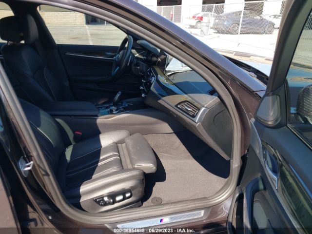 WBAJE5C56KWW29690 BMW 5 Series 540i