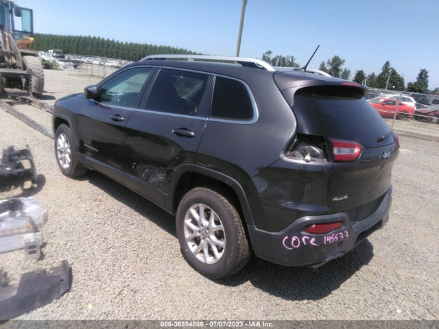 1C4PJMCS5FW588497 Jeep Cherokee Latitude