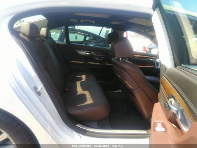 WBA7E2C32HG741185 BMW 7 Series 740i