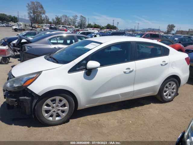 KNADM4A37F6502822 KIA RIO LX