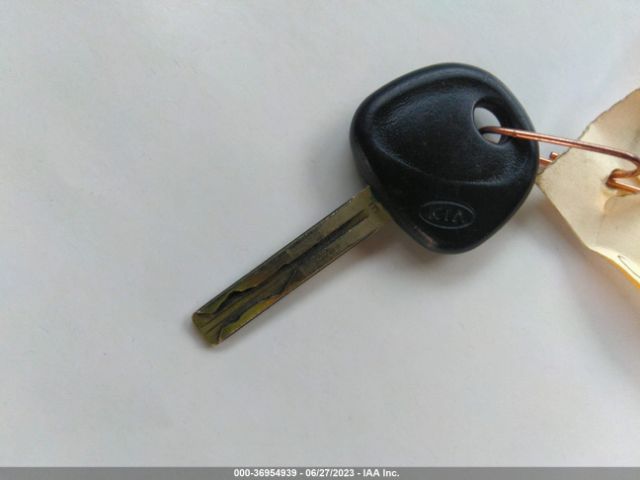 KNDJN2A28E7705161 KIA Soul Base