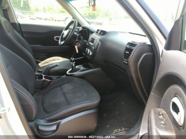 KNDJN2A28E7705161 KIA Soul Base