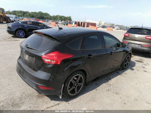 1FADP3K26FL287421 Ford FOCUS SE