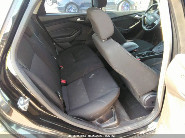 1FADP3K26FL287421 Ford FOCUS SE