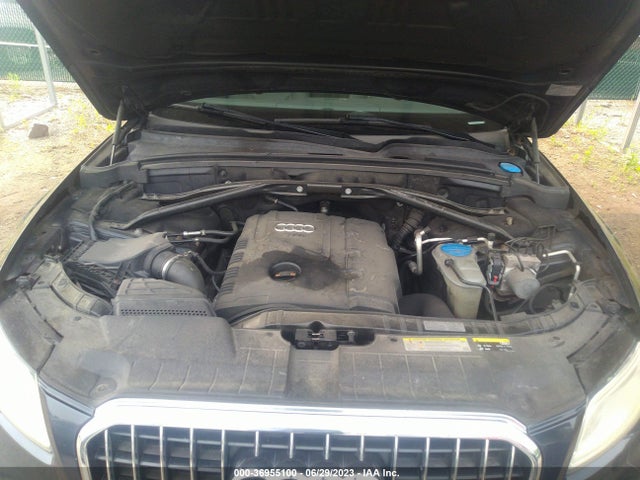 WA1LFAFP4EA049316 Audi Q5 Premium Plus
