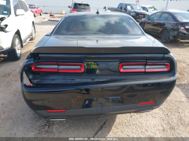2C3CDZAG4MH573040 Dodge Challenger Sxt