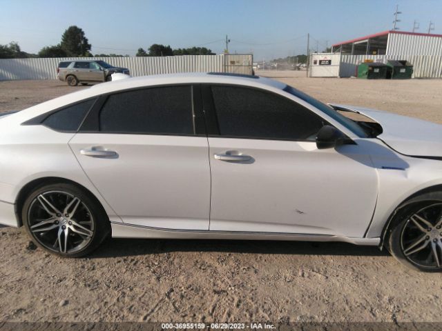 1HGCV3F97NA029276 Honda Accord Hybrid Touring