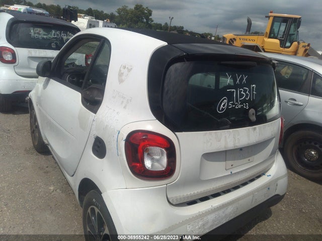 2017 Smart Fortwo, VIN: WMEFJ5DA4HK173108