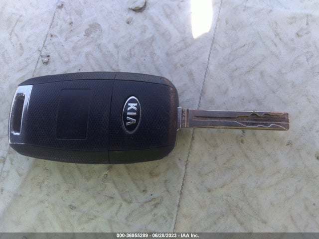 KIA RIO LX 2015 KNADM4A35F6441034 Image 3