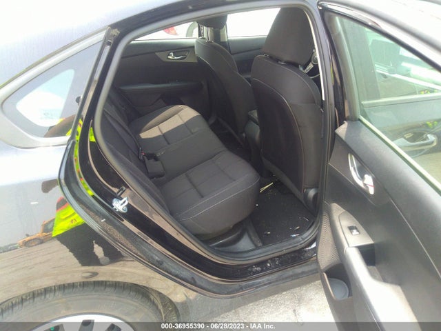 2021 KIA FORTE FE VIN: 3KPF24AD2ME302562
