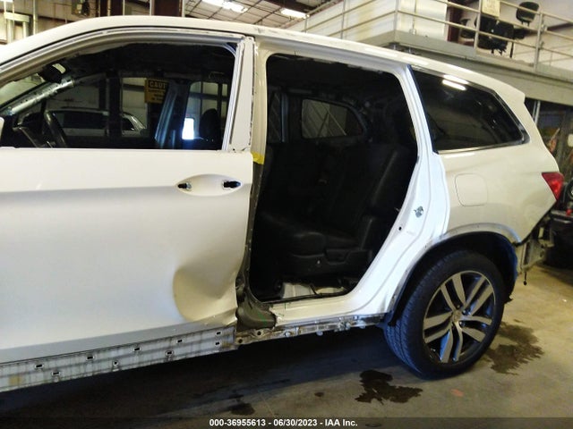 Honda Pilot Elite 2016 5FNYF6H05GB063597 Image 13