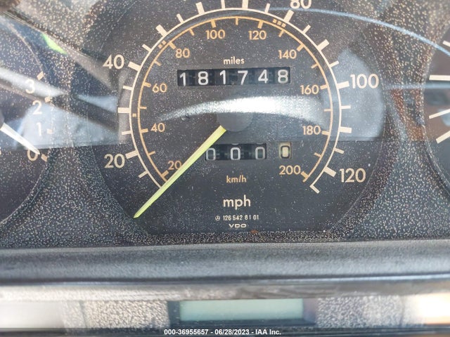1985 MERCEDES-BENZ 300 SD VIN: WDBCB20C1FA168115