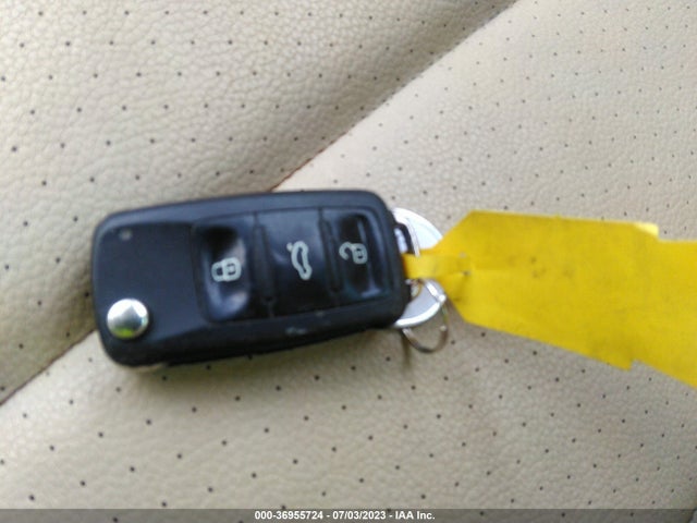 WVGAV3AX4EW620045 Volkswagen TIGUAN SE