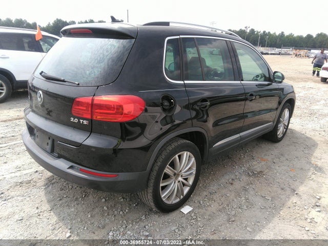 WVGAV3AX4EW620045 Volkswagen TIGUAN SE