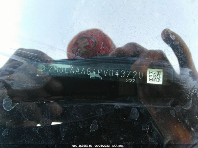 7MUCAAAG4PV043720 Toyota Corolla Cross Le